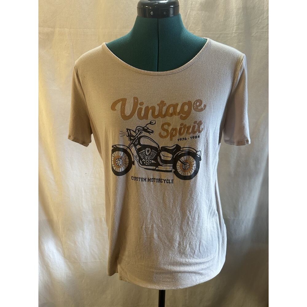 Motorcycle “Vintage Spirit” Graphic Tee – Women’s Size L